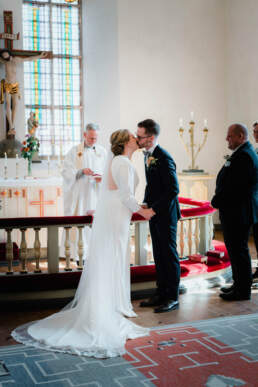 Wedding of Isak and Linda in Marstrand, Sweden 2023. Photos made by Lowe Smed for smithy.se